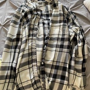 Black&white flannel🖤🤍